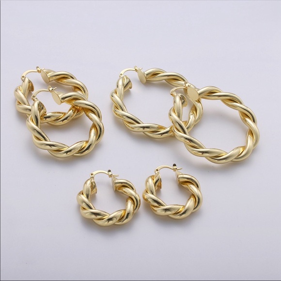 3 Sizes✨14K Gold Twisted Hoops | GLD RZÉ - Picture 1 of 5